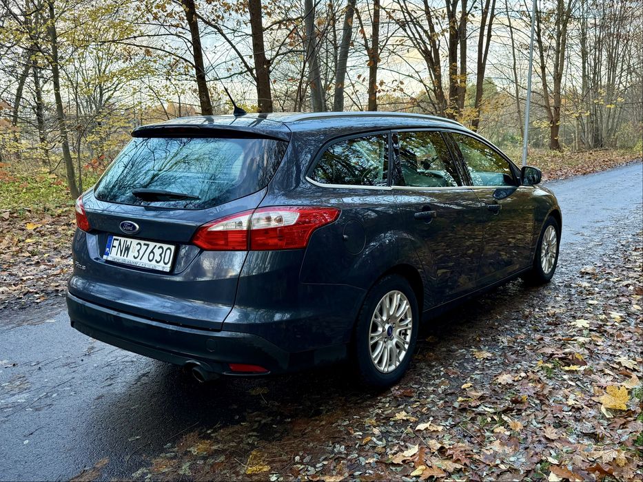 Ford Focus Titanium 1.6 benzyna