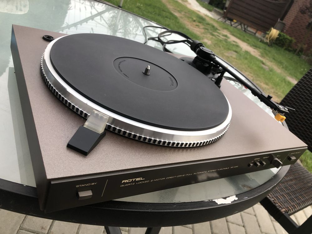 Gramofon rotel rp 1010