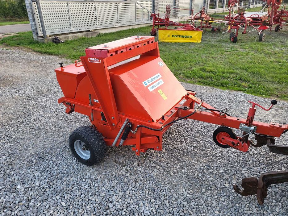 Aerator rurkowy Wiedenmann Perfo-Seeder Profesjonalny 1 m Wertykulator
