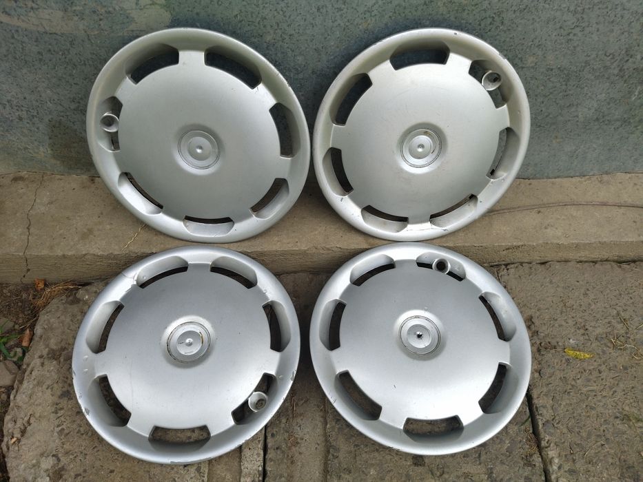 Продам ковпаки б\у  R15 в ганому стані