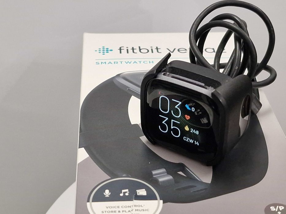 Oryginalny Smartwatch fitbit versa 2 Sklep Zamiana
