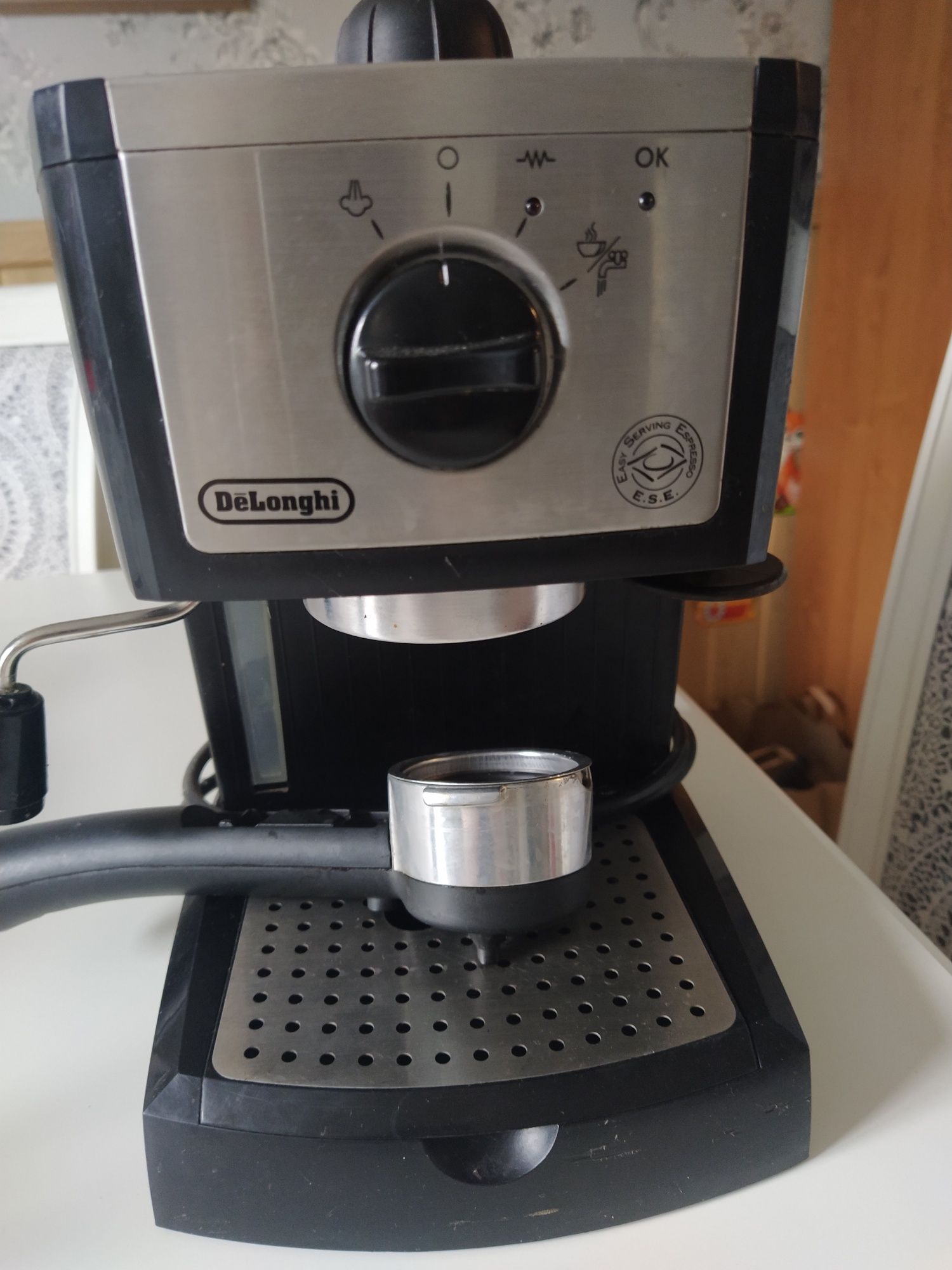 Ekspres do kawy DeLonghi