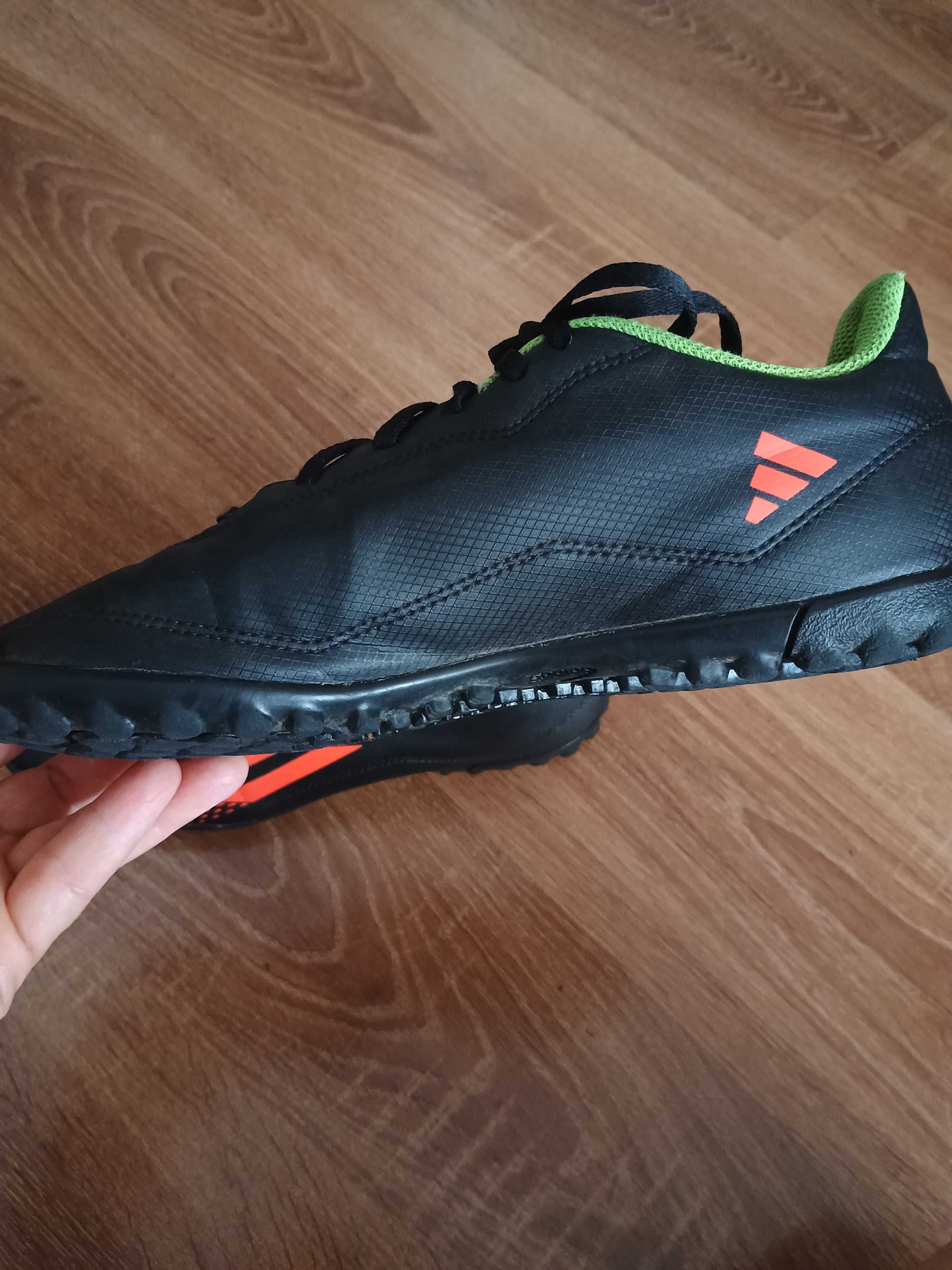 Buty halowe chłopięce r.38