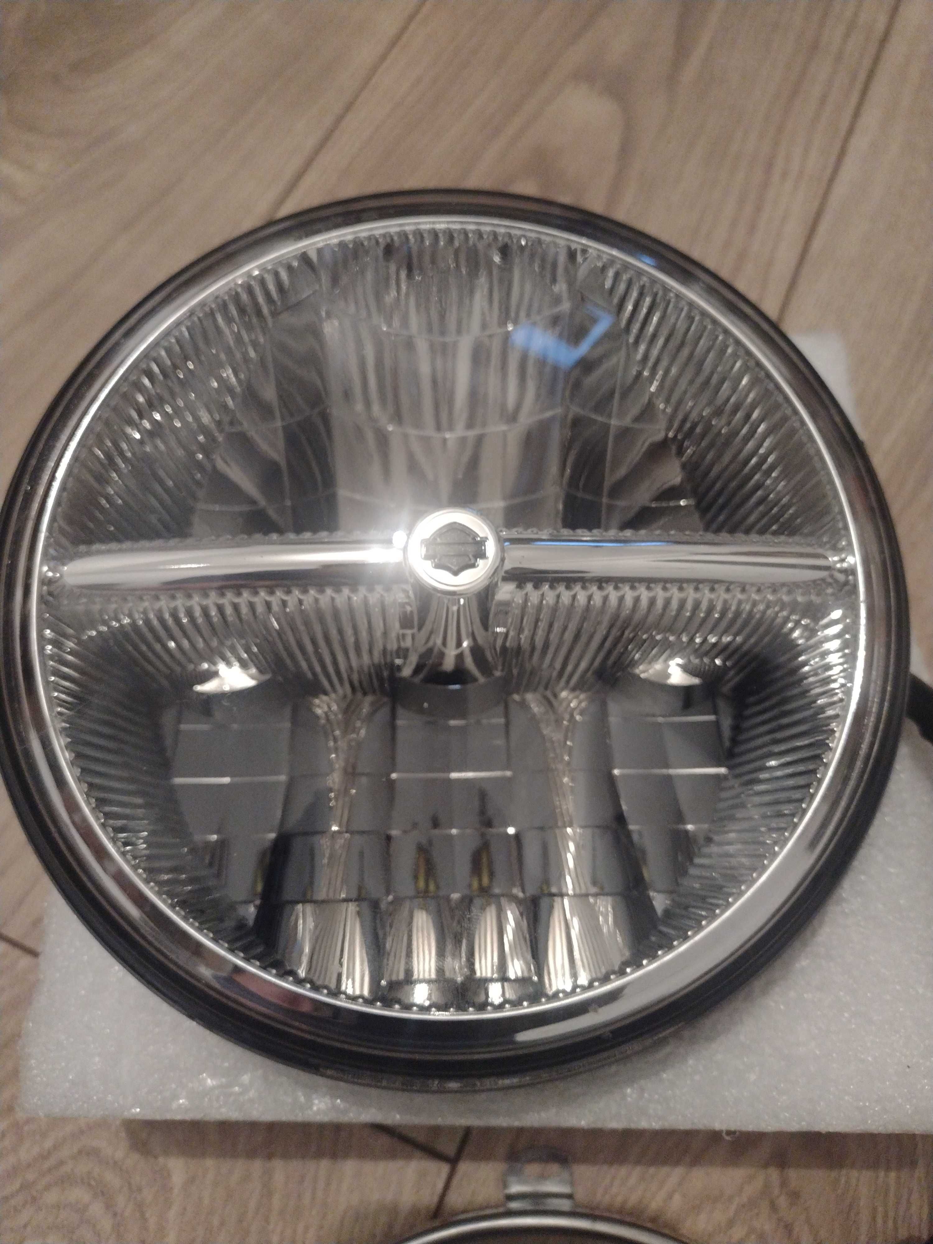 Reflektor lampa Harley-Davidson OEM LED 7" Softail Touring