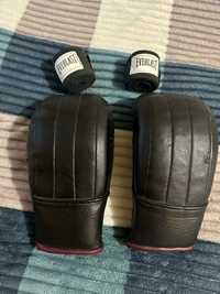 Тренувальні боксерські перчатки