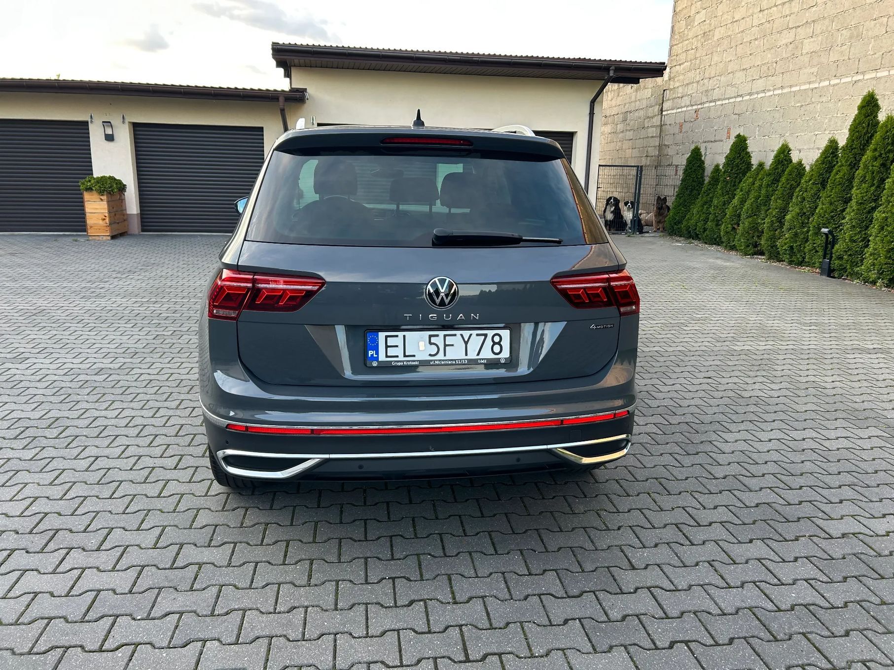 Volkswagen Tiguan pierwszy właściciel, stan idealny , na gwarancji , salon FV23%