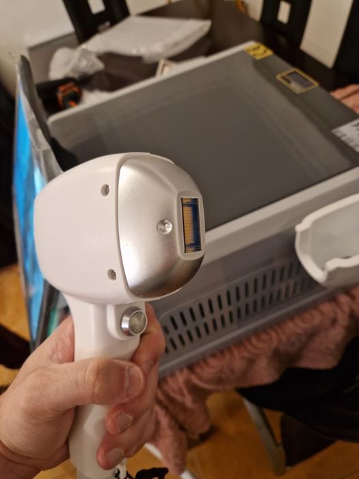 Maquina depilação laser 4 ondas 3000W