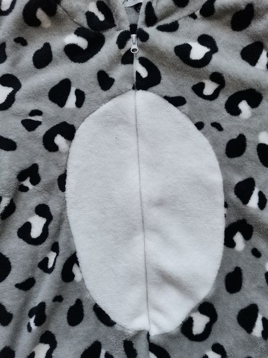 Nowy kombinezon/piżama ryś