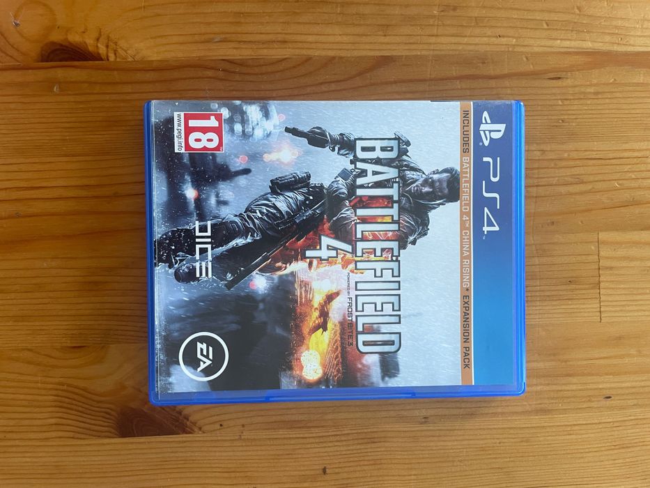 Battlefield 4 PS4 - Ótimo estado
