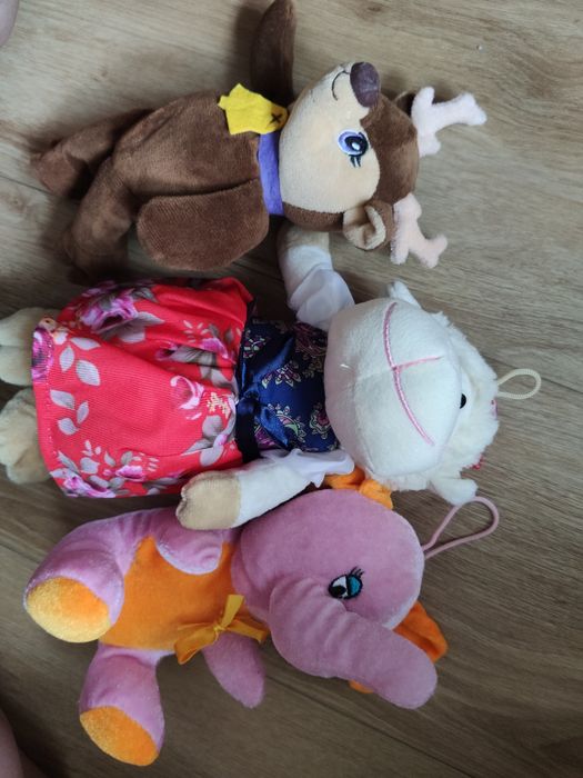 Zestaw Pluszaki - Pepa, jagoda i jabłko z biedronki, misie,myszka mini