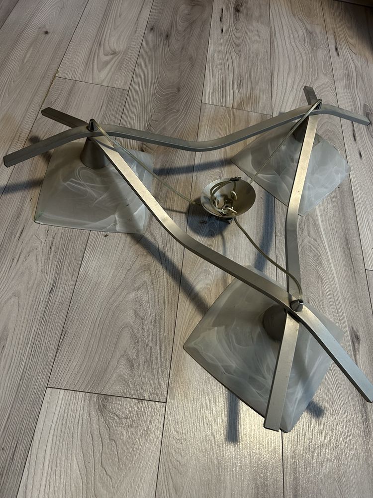 Lampa dwie pojedyncze jedna potrójna