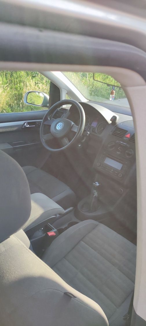 VW TOURAN - Tani, dobry, niezawodny