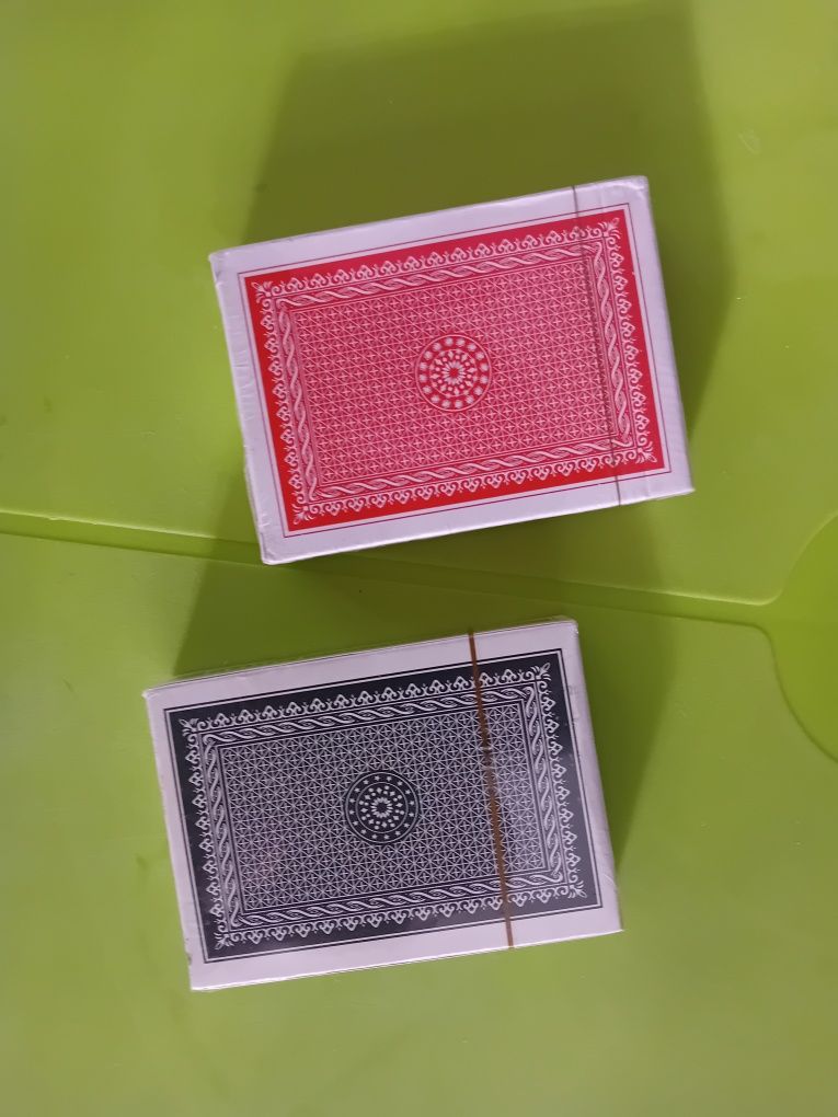 Baralhos de cartas Novas