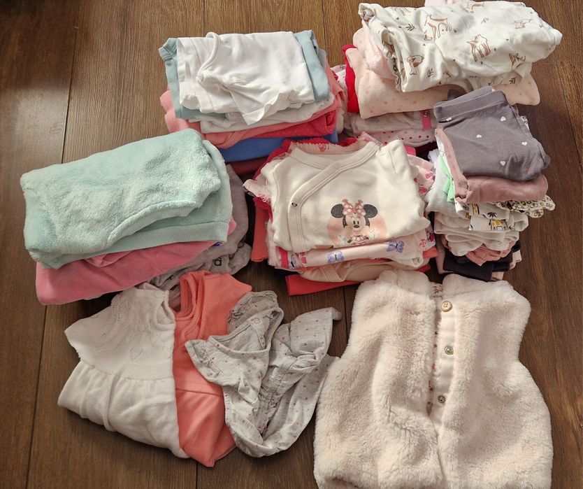 Ubranka dla dziewczynki rozmiar 62-68