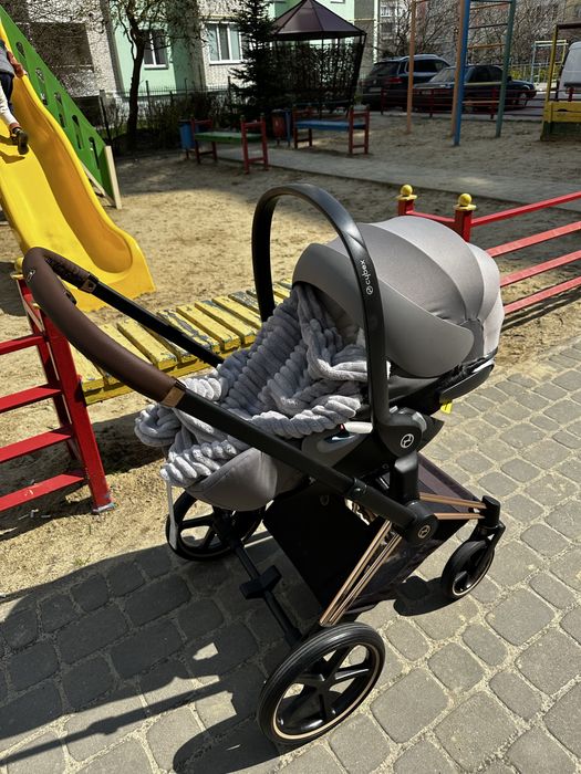 Продам коляску Cybex Priam Soho Grey 3 в 1