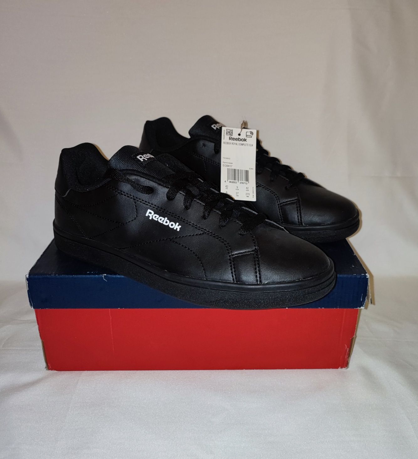 Оригінальні кросівки Reebok Royal Complete на 26,5 см приблизно