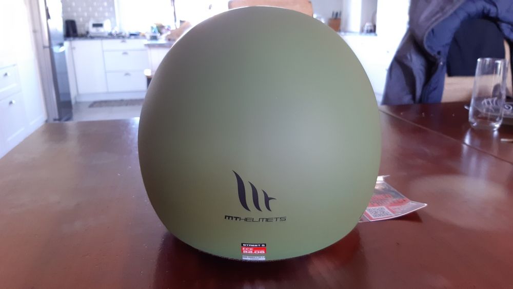 Capacete tamanho XS, marca MT