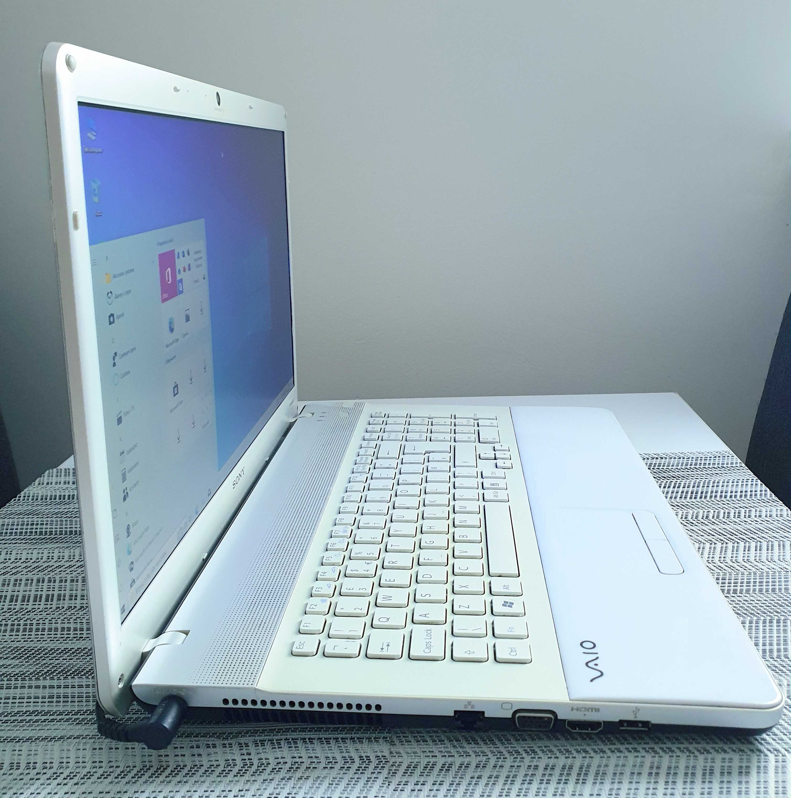 Sony Vaio 17,3 Led White/AMD®HD™4200/4GBram/500GB/Hdmi/Lan/Office