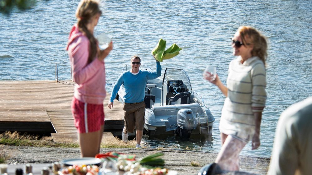 Silnik zaburtowy YAMAHA F60FETL . Manetka lub rumpel