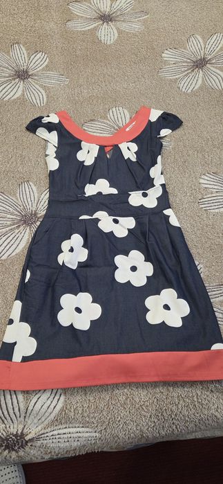 Платья 100грн блузки 50 грн