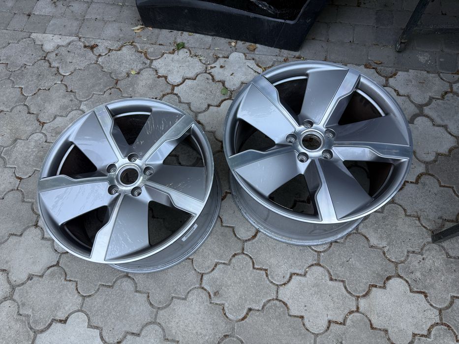 Диски Porsche Taycan R21 оригінал різноширокі поштучно порше титани