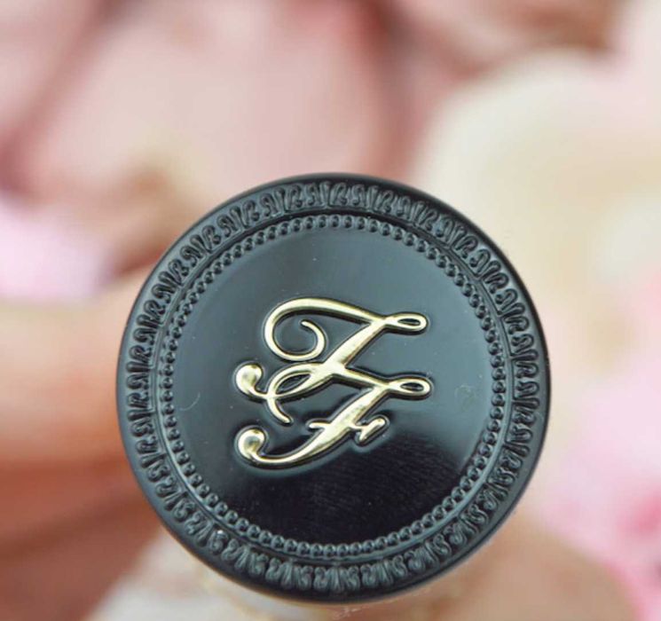 Консилер тональный Too Faced Born This Way Super Coverage