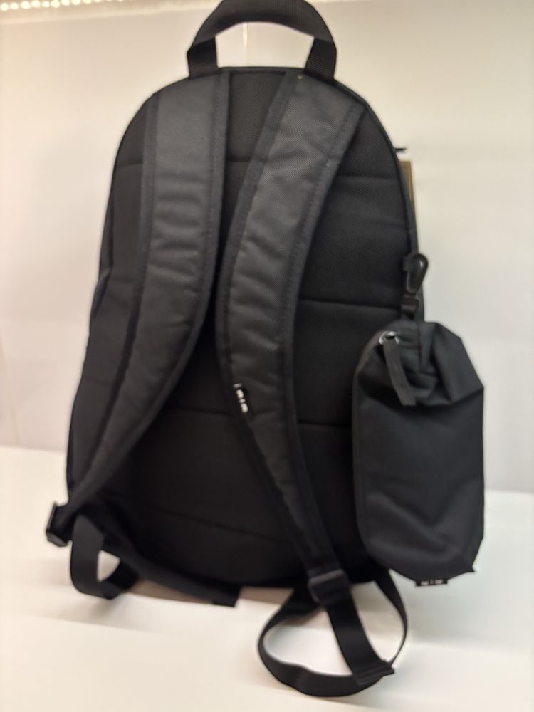 Plecak Nike air max New pro 42’ plus etui Nike