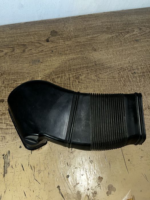 Патрубок воздушного фільтра