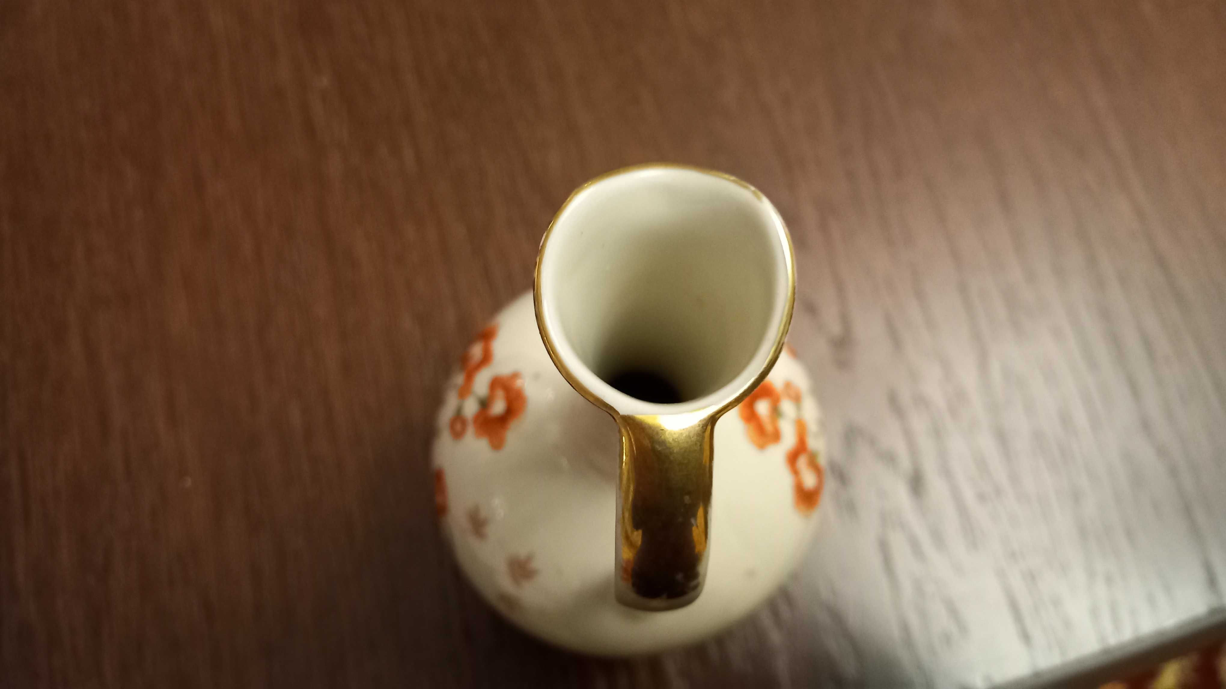 Porcelana Bavaria Rosenthal dzbanek zdobiony kwiatami i złotem