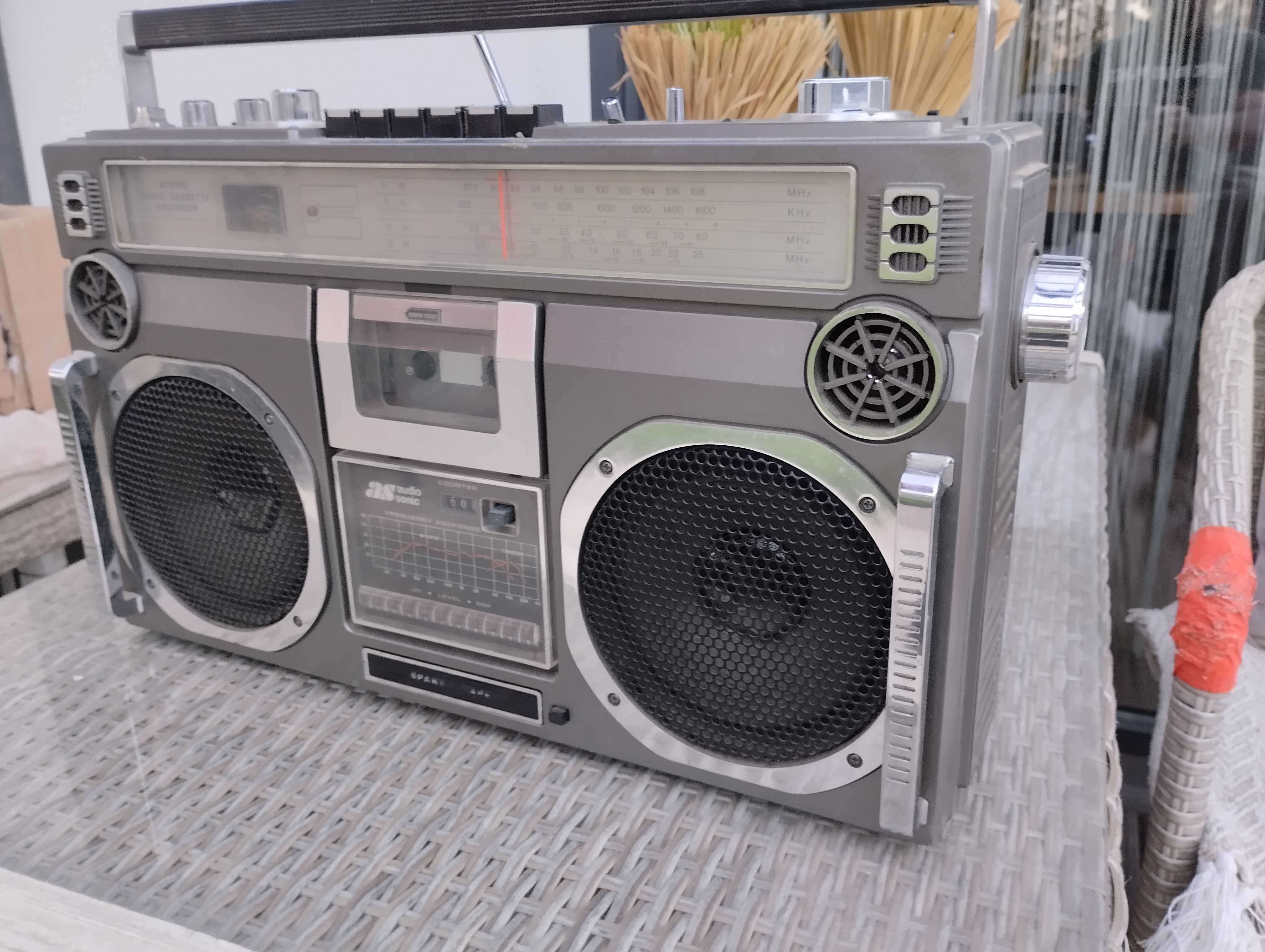 radio magnetofon japonskiej firmy ONKYO