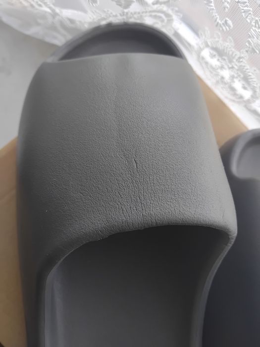 Klapki Yezzy Slide Nowe 43