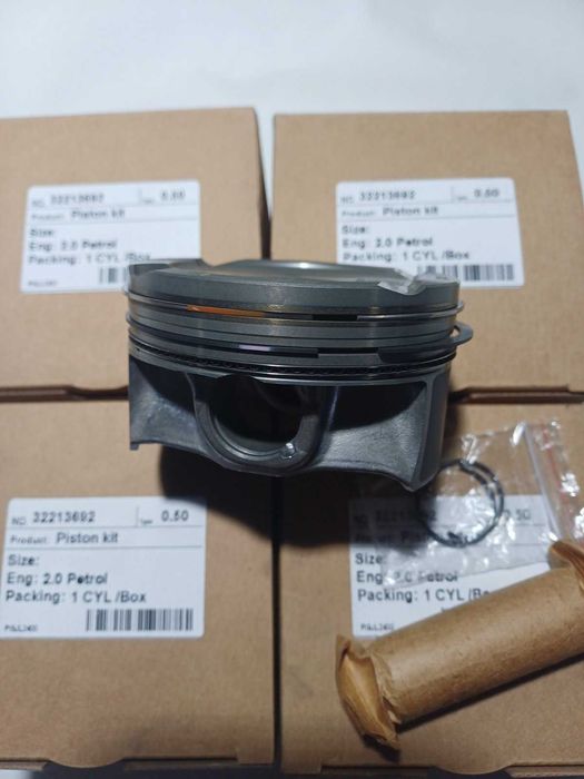 Поршнева група VOLVO 32213692 +0.50