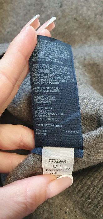 Swetr Z welny jagniecej Tommy Hilfiger M/L