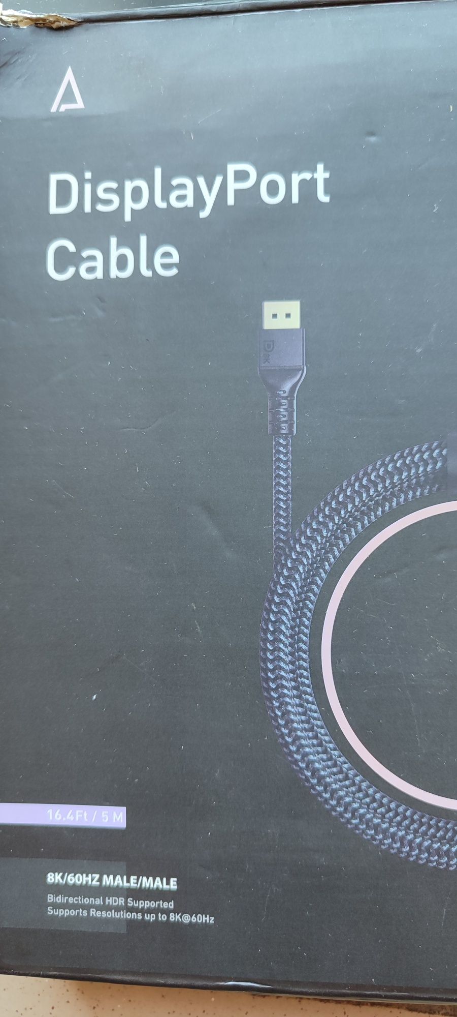 кабель DisplayPort  Maxonar
Це кабель DisplayPort "тато-та