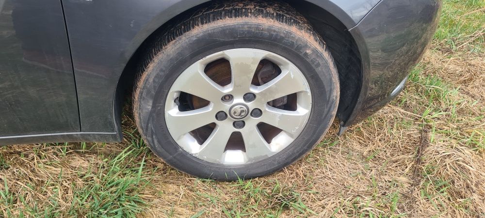 Koła felgi aluminiowe Opel Insignia 17cali 225/55/17  5x120