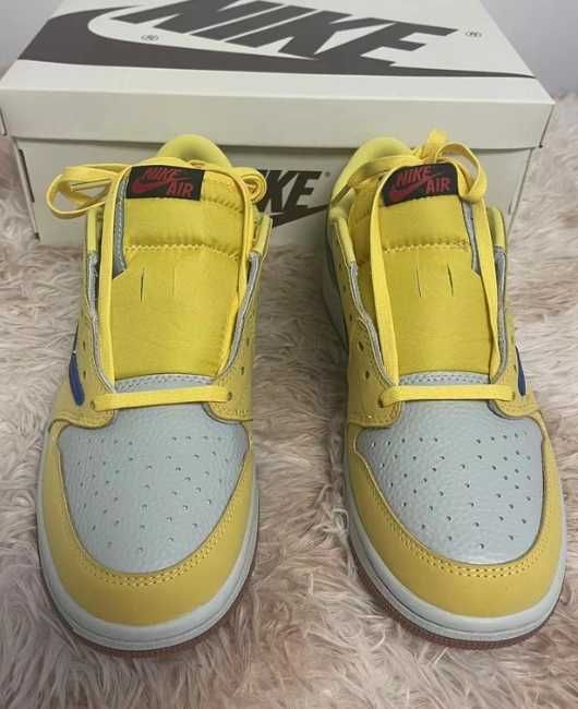 Travis Scott Canary x Jordan Air Jordan 1 Low EU 42