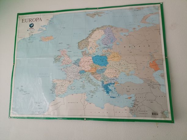 Mapas Europa e Mundo