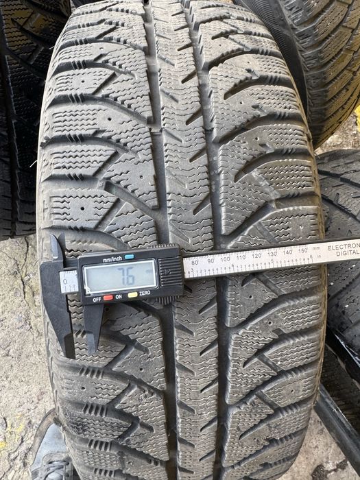 Зимові шини 205 /55/R16