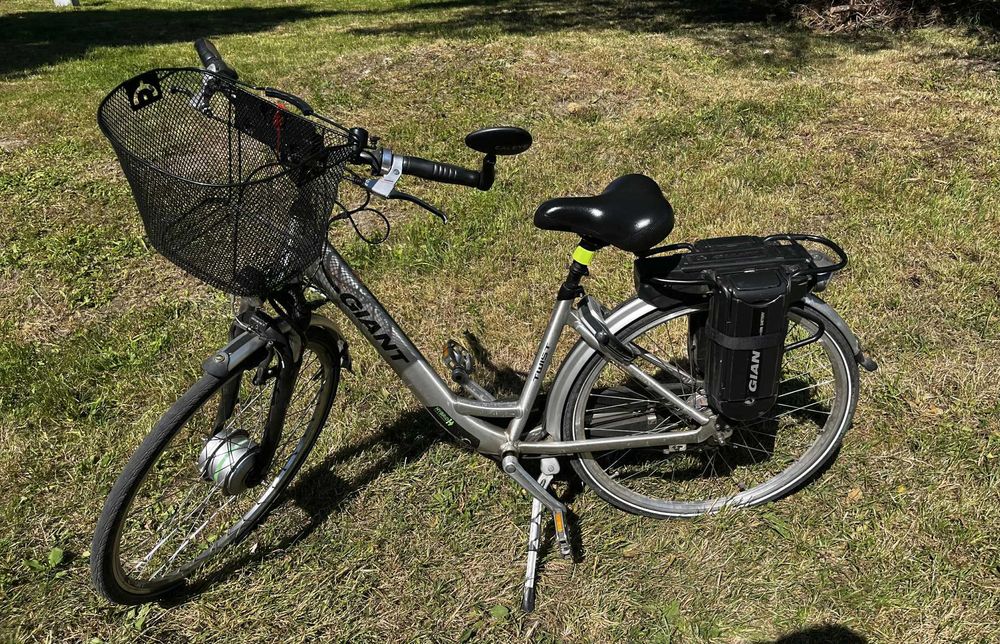 Sprzedam rower elektryczny marki GIANT TWIST HYBRID