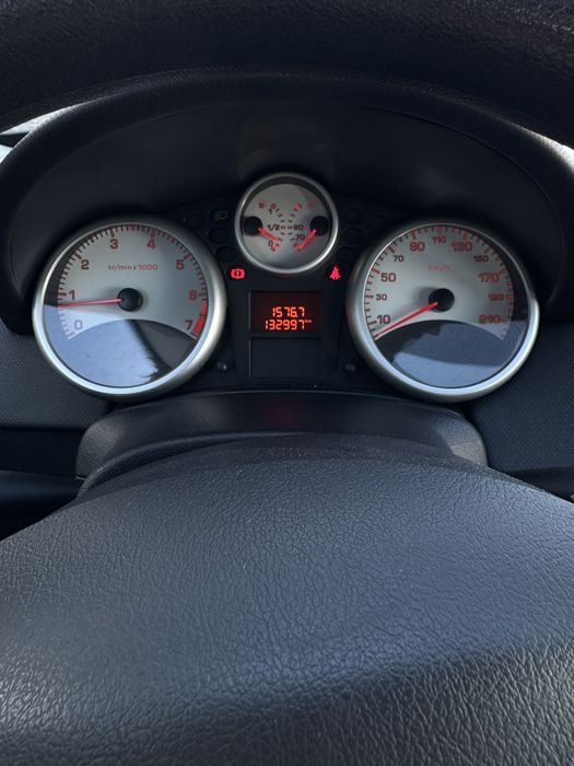 PEUGEOT 207 - 1.4 Gasolina