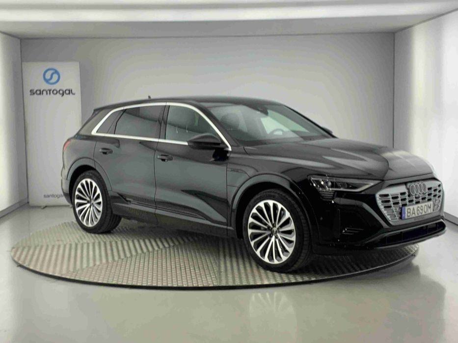 Audi Q8 e-Tron 50 quattro S line