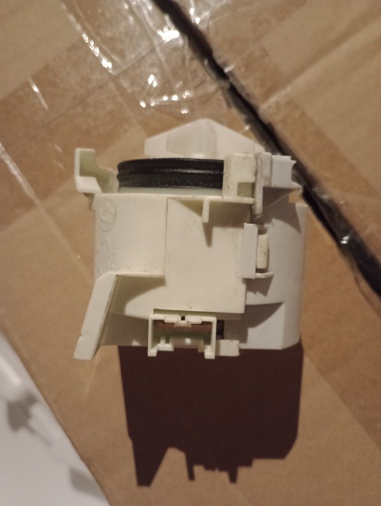 Zmywarka HOTPOINT ARISTON LFF 8M121 CX EU części