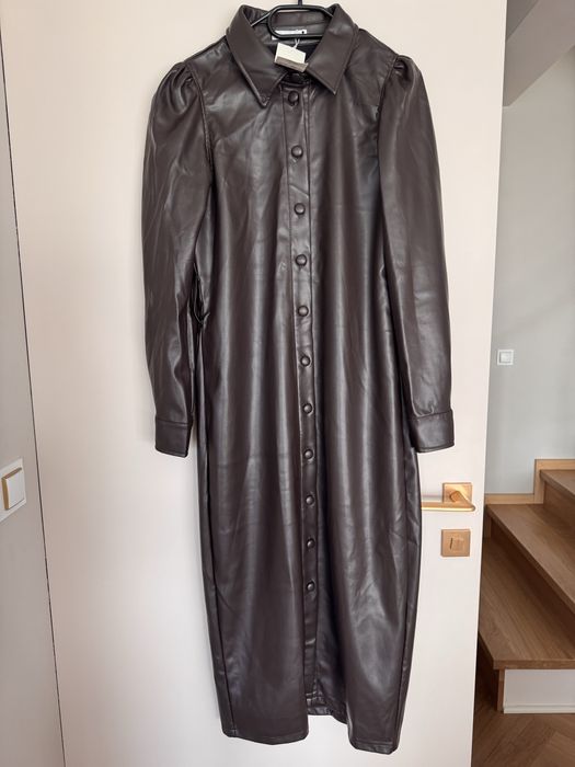 Sukienka w kolorze ciemnej czekolady Nowa z metką Reserved rozmiar M