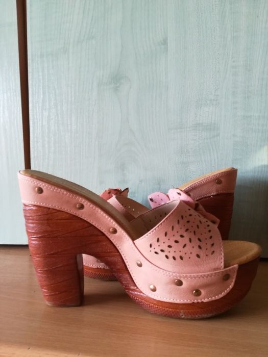 Nowe buty, klapki z kwiatuszkiem, polecam!