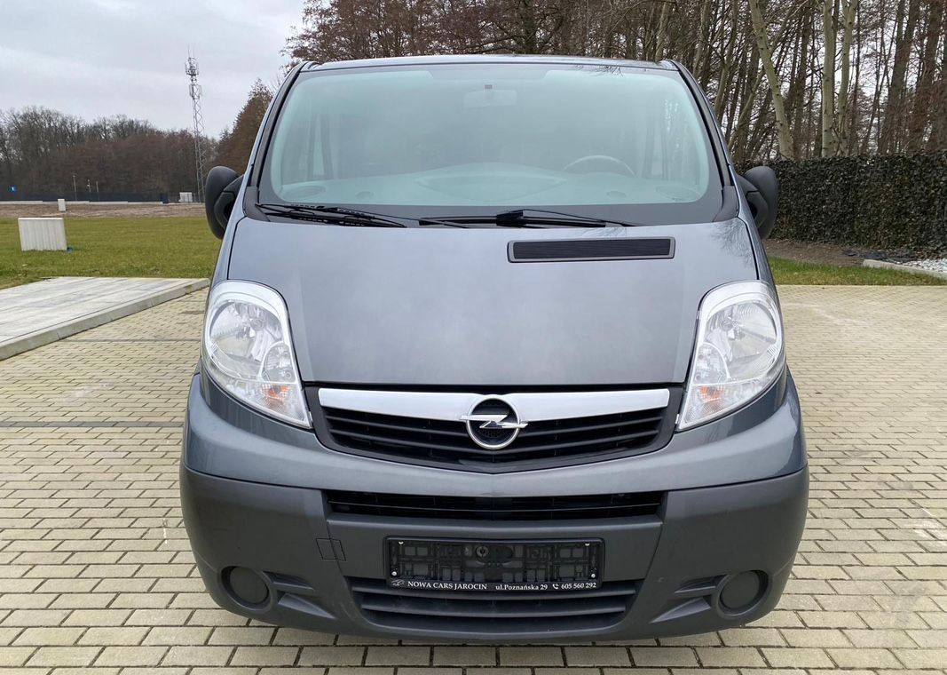 Opel Vivaro 2.0 dCi 115 Combi L2H1