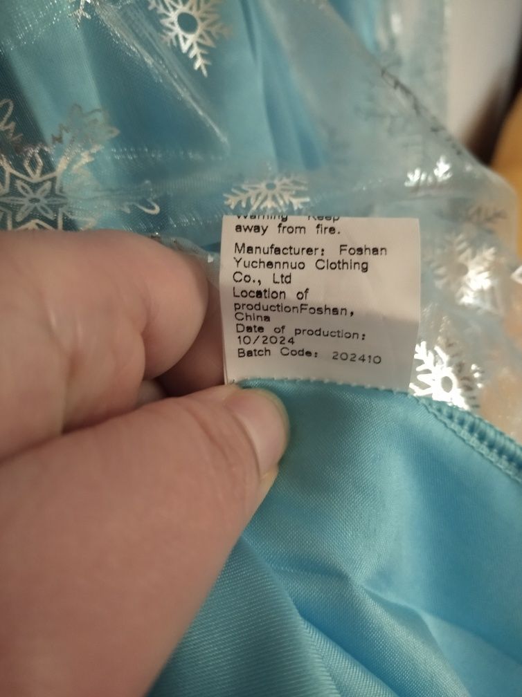 Vestido novo de princesa tamanho 4 anos