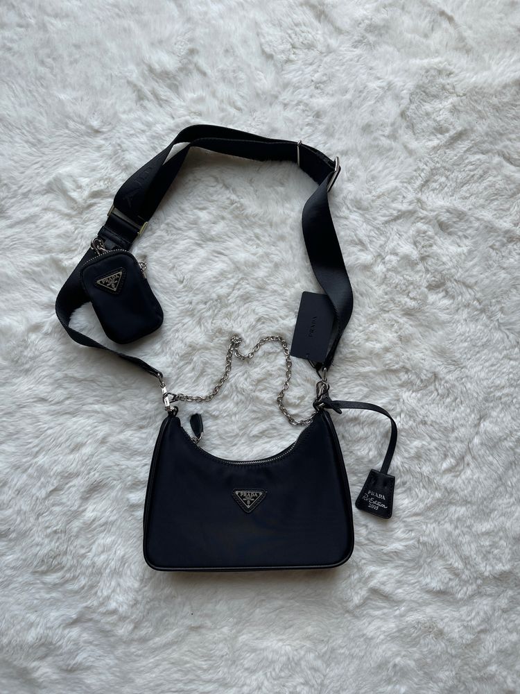 Torebka torba Prada Re-Edition 2005 Re-Nylon