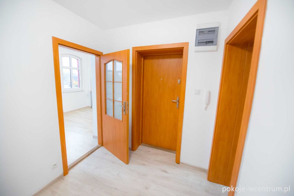 - KOMFORTOWE - Pokoje/Noclegi Pracownicze - Świętochłowice