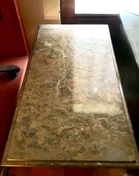 MESA de PEDRA e MOGNO maciço - antiga - 103x55x51 cm/s