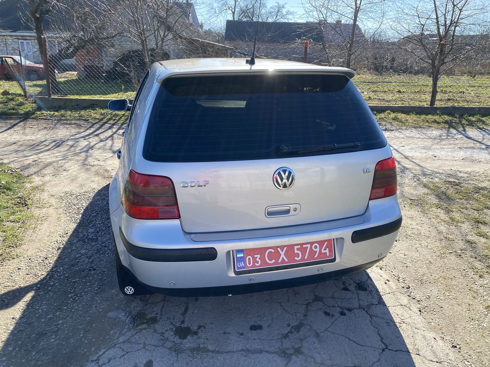 Продам Volkswagen Golf 4